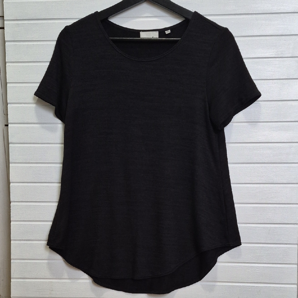 Wilfred Esther Black Medium
